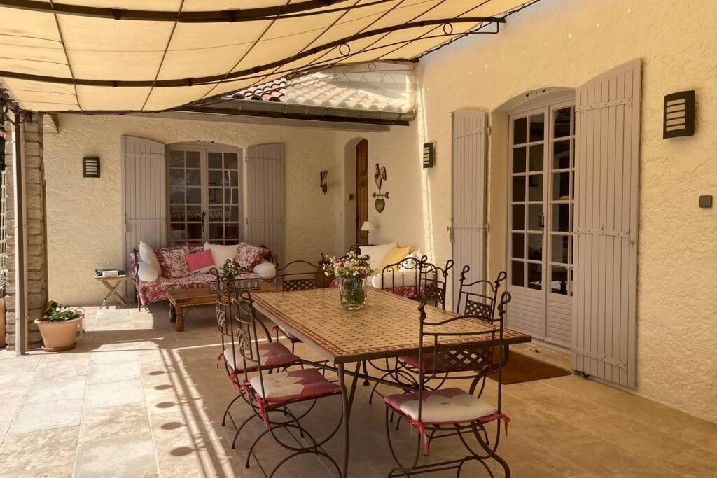 Le Clos Des Pins, Vue Mont Ventoux Roaix Dış mekan fotoğraf